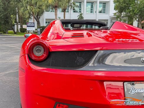 Used 2013 Ferrari 458 Spider RWD image 49