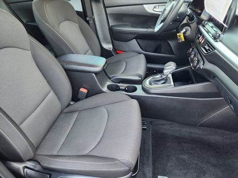 Certified 2024 Kia Forte LXS w/ LXS Technology Package FWD image 13