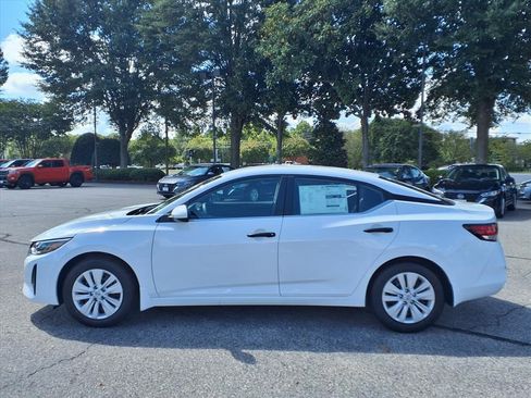 New 2025 Nissan Sentra S image 5