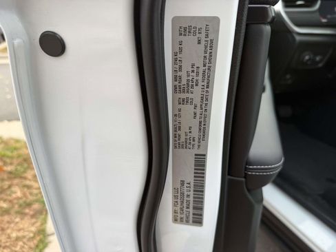 New 2025 Jeep Grand Cherokee Altitude AWD/4WD image 35