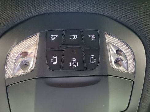 New 2026 Chrysler Pacifica Limited w/ S Appearance Package image 32