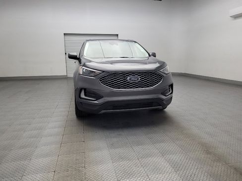 Used 2023 Ford Edge SEL image 14