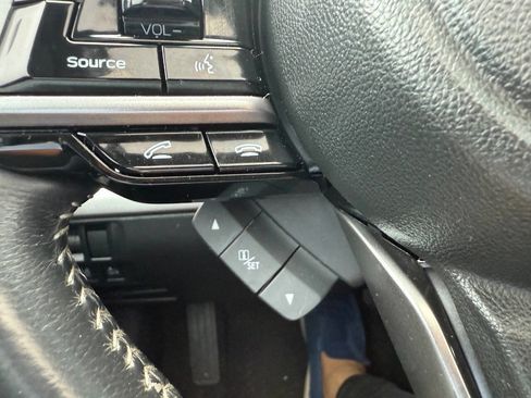 Used 2018 Subaru Legacy 3.6R Limited AWD/4WD image 27