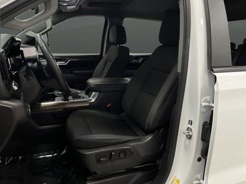 Used 2024 Chevrolet Silverado 1500 LT Trail Boss w/ Protection Package image 4