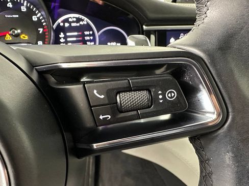 Certified 2022 Porsche Panamera RWD image 26