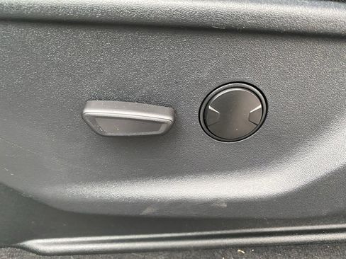 New 2026 Ford F450 XLT w/ XLT Premium Package image 16