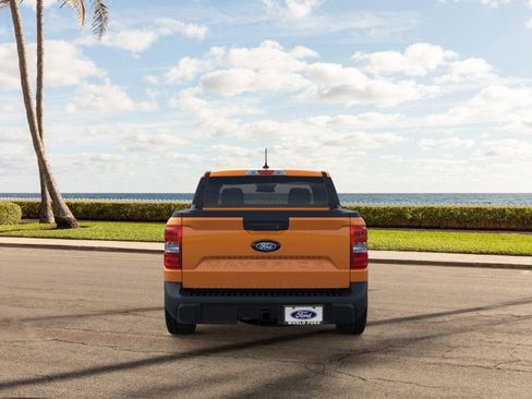 New 2026 Ford Maverick XLT w/ XLT Luxury Package FWD image 22