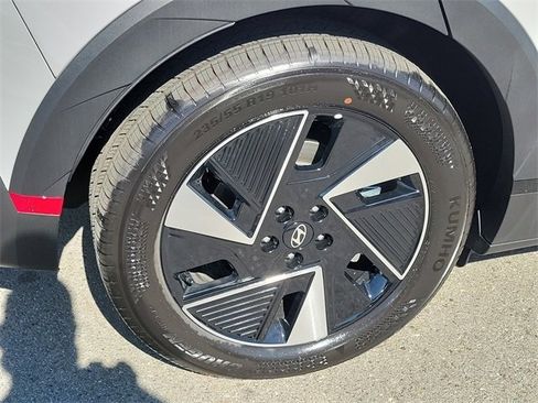 New 2026 Hyundai Ioniq 5 SE image 25