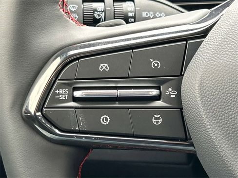 New 2026 Chevrolet Traverse RS image 25