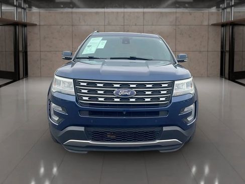 Used 2017 Ford Explorer Limited w/ Equipment Group 301A image 8