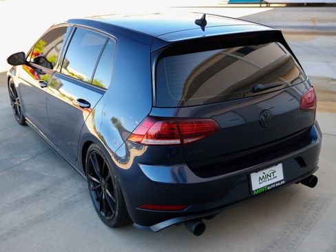 Used 2018 Volkswagen GTI Autobahn FWD image 8