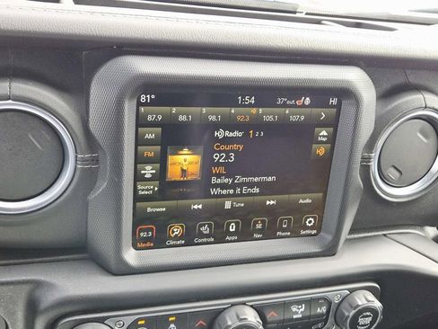 Certified 2021 Jeep Wrangler Unlimited Sahara image 28