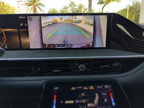 New 2026 INFINITI QX80 Autograph w/ Premium Cargo Package image 24