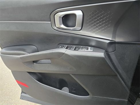 Used 2021 Kia Sorento S image 15