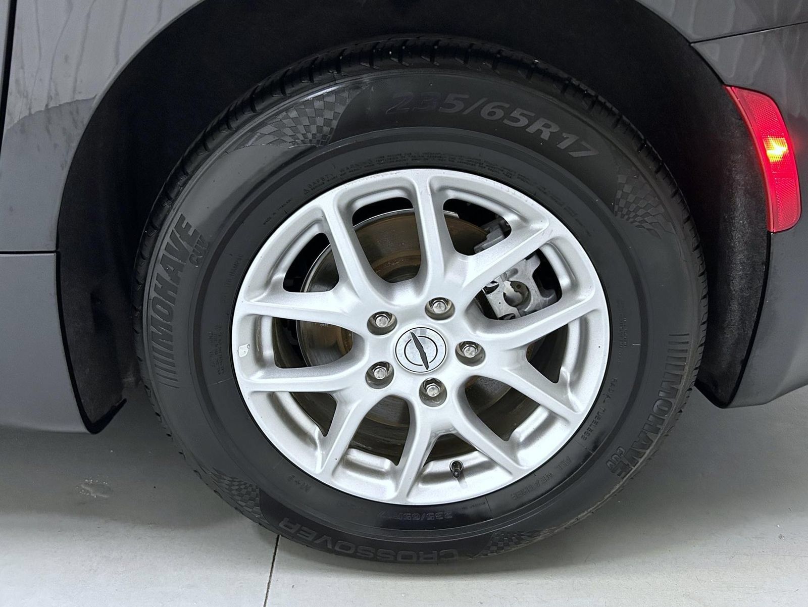 Used 2023 Chrysler Voyager LX FWD image 21