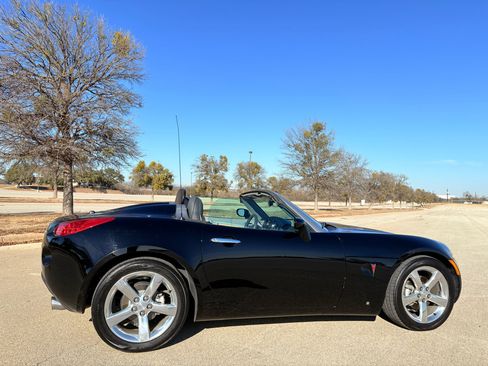 Used 2006 Pontiac Solstice Convertible w/ Premium Package image 50