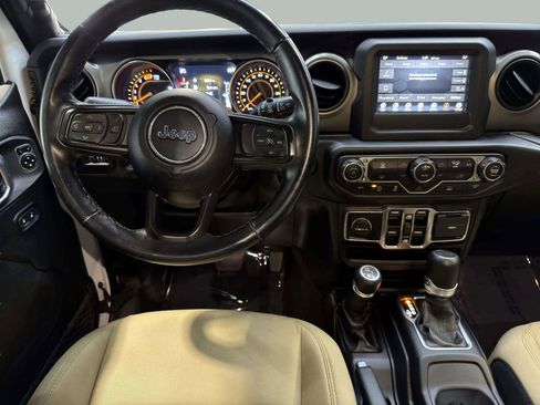 Used 2021 Jeep Wrangler Unlimited Sport image 17