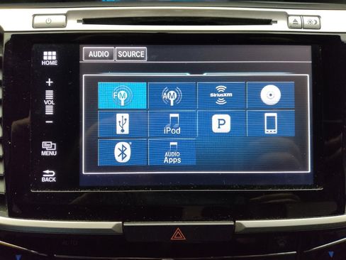 Used 2016 Honda Accord EX image 25