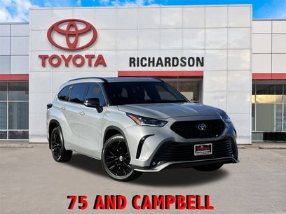 Used 2025 Toyota Highlander XSE