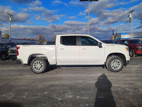 New 2026 Chevrolet Silverado 1500 LT image 2
