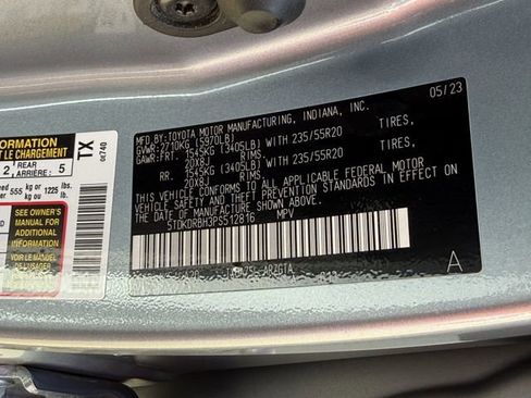 Used 2023 Toyota Highlander Platinum image 39