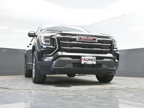 Used 2025 GMC Terrain Elevation AWD/4WD image 32