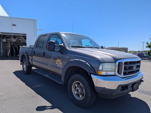 Used 2004 Ford F250 XL AWD/4WD image 8