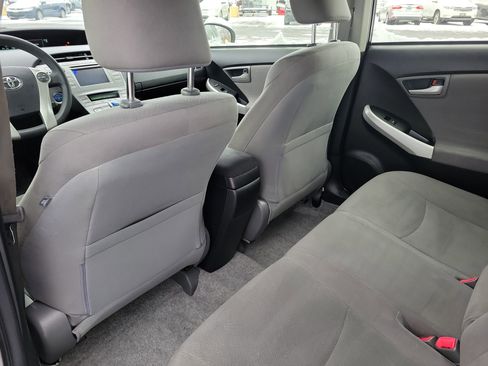 Used 2013 Toyota Prius Two image 12