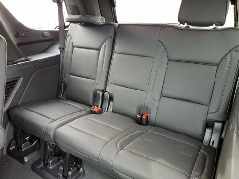 Used 2024 GMC Yukon Denali w/ LPO, Floor Liner Package image 21