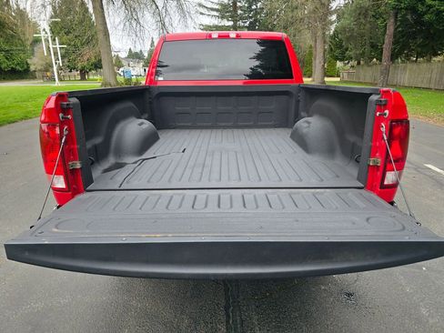Used 2017 RAM 2500 Tradesman w/ Chrome Appearance Group image 14