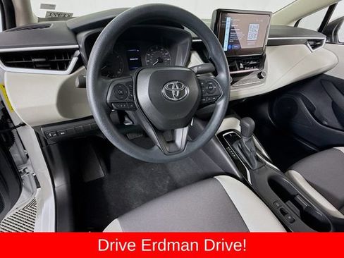 Certified 2025 Toyota Corolla LE FWD image 7