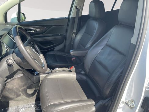 Used 2020 Buick Encore Essence AWD/4WD image 12