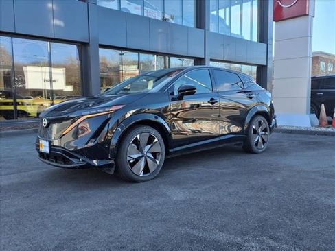 New 2025 Nissan Ariya Platinum image 3