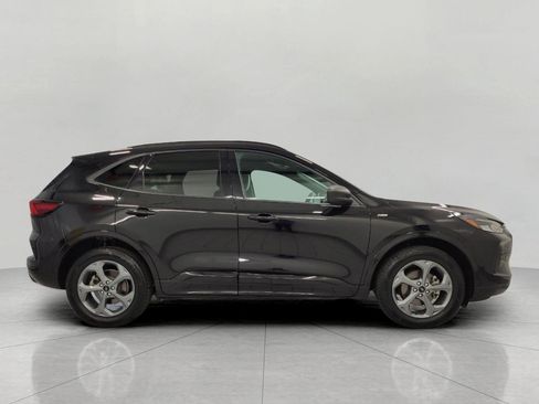 Used 2023 Ford Escape ST-Line w/ Tech Pack #1 AWD/4WD image 39