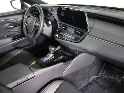 Used 2025 Lexus ES 350 w/ Premium Package image 29