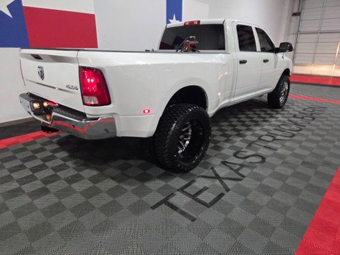 Used 2016 RAM 3500 Tradesman w/ Chrome Appearance Group image 25