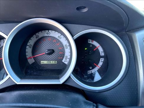 Used 2013 Toyota Tacoma 4x4 Double Cab w/ TRD Off-Road Pkg image 16