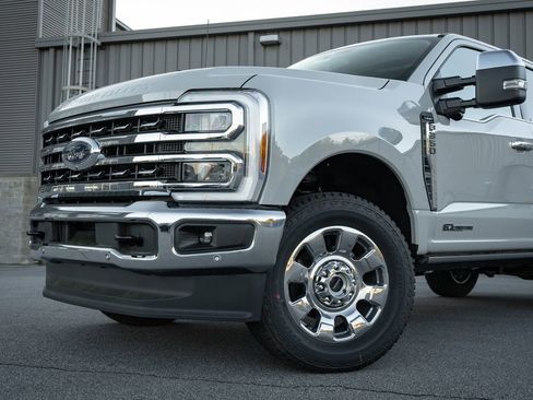 New 2026 Ford F350 Lariat w/ Lariat Ultimate Package image 6