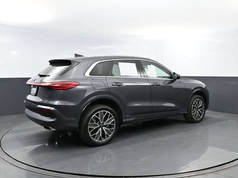 Used 2025 Audi Q5 Premium w/ Premium Plus AWD/4WD image 21