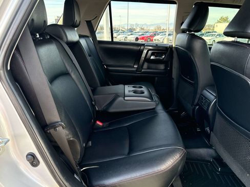 Used 2022 Toyota 4Runner TRD Off-Road Premium image 16