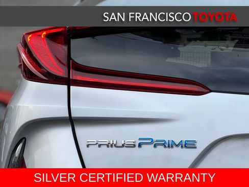 Certified 2019 Toyota Prius Prime Premium image 10