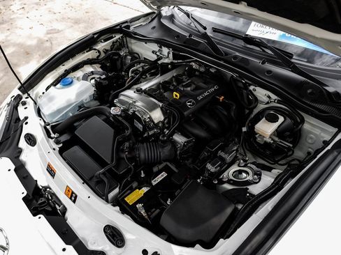 Used 2025 MAZDA MX-5 Miata RF Grand Touring image 66