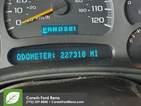 Used 2004 GMC Yukon SLT w/ 1SD Preferred Equipment Group image 12