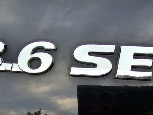 Used 2012 Volkswagen Passat 3.6 SEL Premium image 14