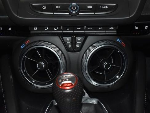 Used 2020 Chevrolet Camaro SS image 17