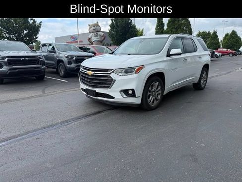 Used 2018 Chevrolet Traverse Premier AWD/4WD image 4