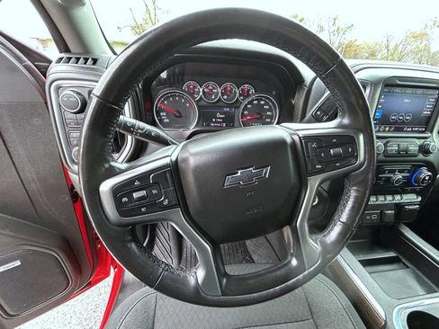 Used 2020 Chevrolet Silverado 1500 RST image 11