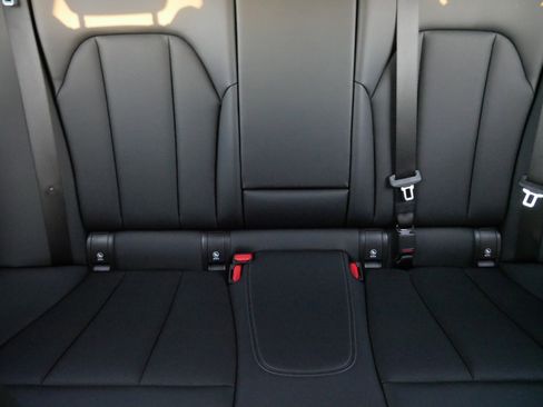 Used 2023 BMW M340i xDrive image 13