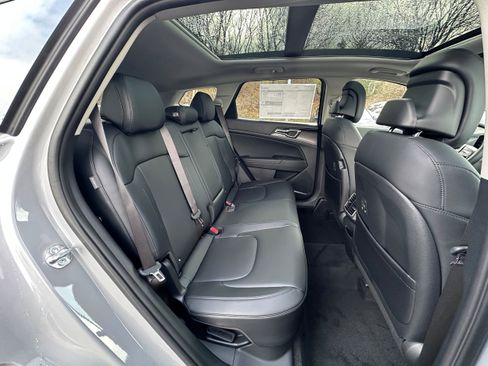New 2026 Kia Sportage EX image 17
