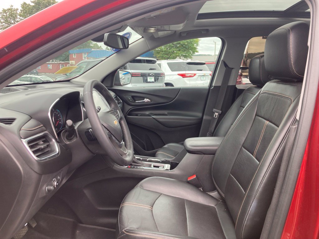 Used 2022 Chevrolet Equinox Premier AWD/4WD image 3